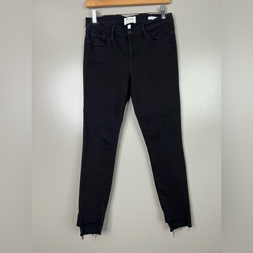 Frame Denim Women's Black Le Skinny‎ Jeans size 29 distressed hem